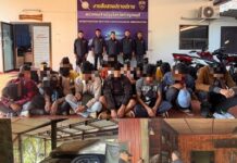 ตม.จว.กาญจนบุรี สกัดจับรถขนแรงงานต่างด้าวเข้าเมืองผิดกฎหมาย 29 ราย พร้อมคนขับ 1 ราย
