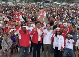 ปทุมธานี“เผ่าภูมิ”รองหัวหน้าพรรคเพื่อไทยชี้ปักหมุดเขต8เพิ่มอย่างแน่นอน